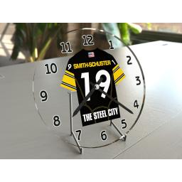 pittsburgh-steelers-nfl-american-football-team-jersey-themed-desktop-clock-6681-1-p.jpg