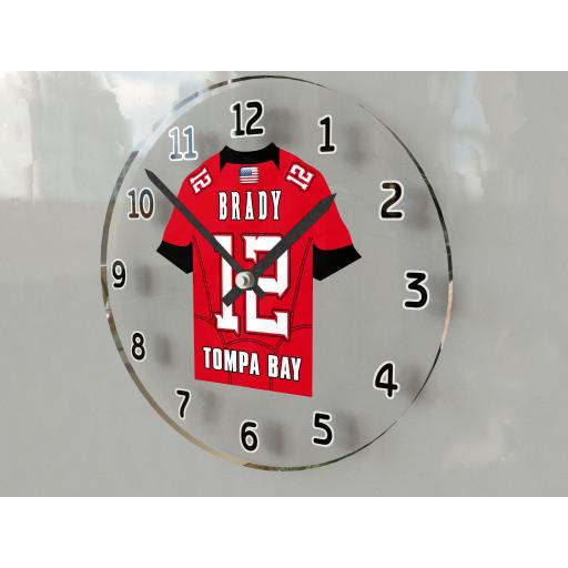 tampa-bay-buccaneers-nfl-american-football-team-wall-clock-3645-p.jpg