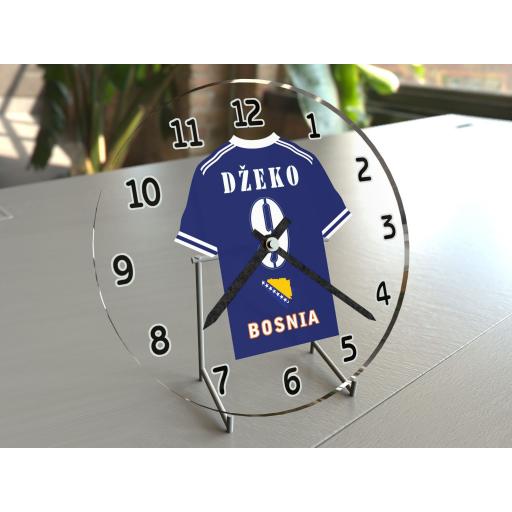any-football-shirt-themed-clocks-personalised-football-clock-choose-the-style-of-c-(3)-1504-p.jpg