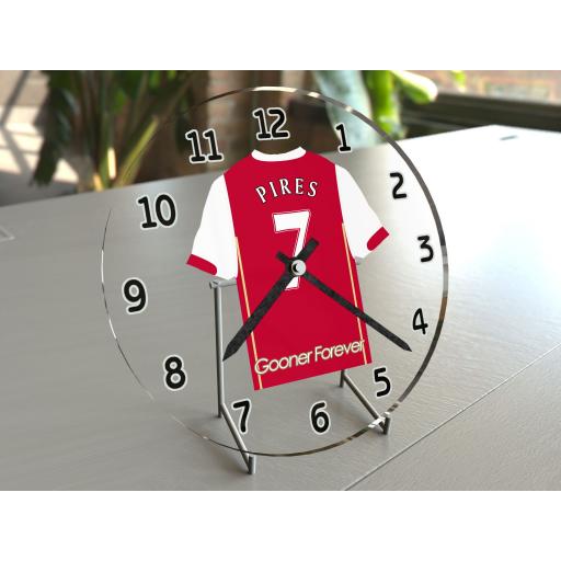 robert-pires-7-arsenal-fc-football-shirt-clock-legend-edition-choose-the-style-of-cl-5380-p.jpg