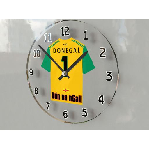 donegal-gaa-gaelic-football-team-jersey-wall-clock-2732-1-p.jpg