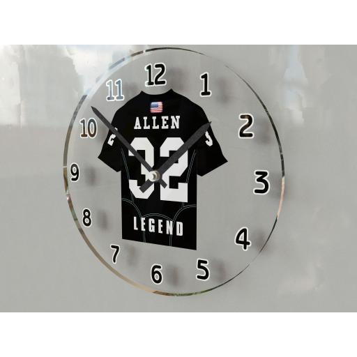 Marcus Allen 32 - Los Angeles Raiders NFL American Football Team Jersey Clock - Legend Edition